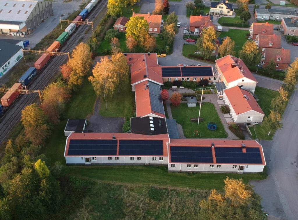 Bralanda Hotell Och Vandrarhem Экстерьер фото