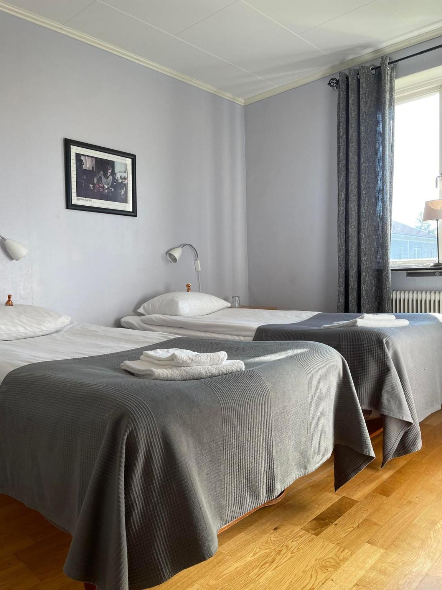 Bralanda Hotell Och Vandrarhem Экстерьер фото