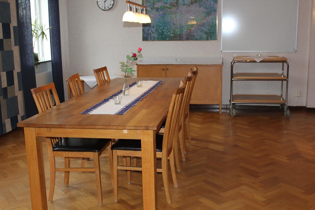 Bralanda Hotell Och Vandrarhem Экстерьер фото